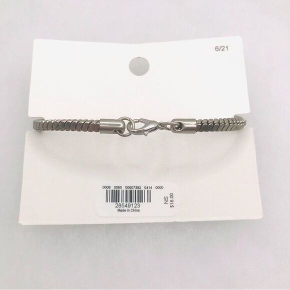 Express Silver Round Snake Chain Bracelet - Picture 3 of 4